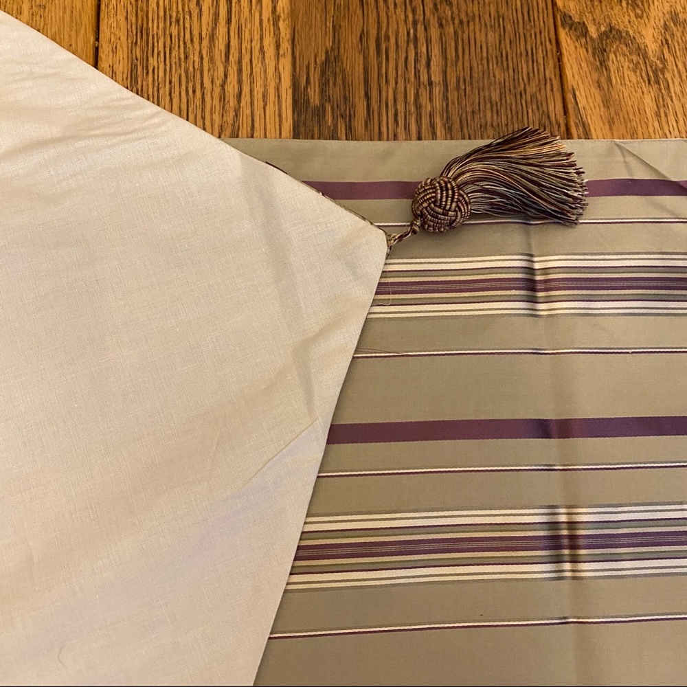 Custom Table Runner - image 6